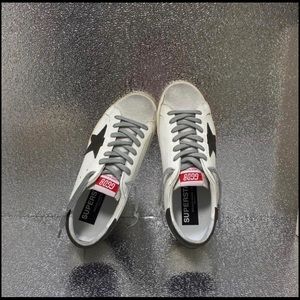 Golden Goose Sneakers